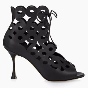 Manolo Blahnik Taralo 90MM Leather Booties size 41